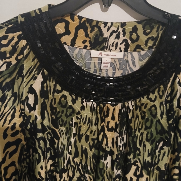 JM Collection sequin top - Picture 2 of 11